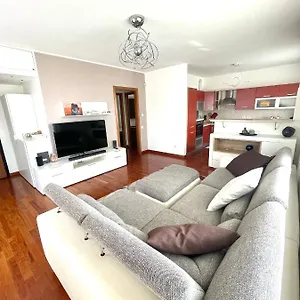  Appartamento Elegant In With Panoramic Terrace