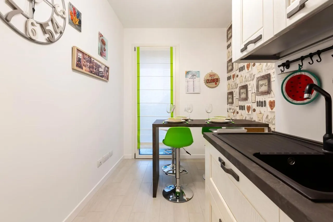 Apartment Ferienwohnung Fiera Milano Flat With Garage Italien